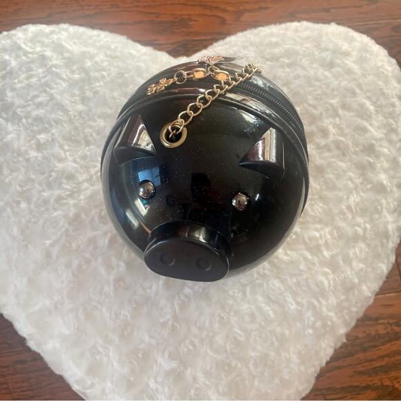 Hello 3M USA Piggy Shoulder Bag Black with Gold Chain NWT - Picture 4 of 12